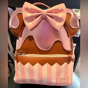 BNWT Minnie Mouse Strawberry Chocolate Cupcake Loungefly Mini Backpack